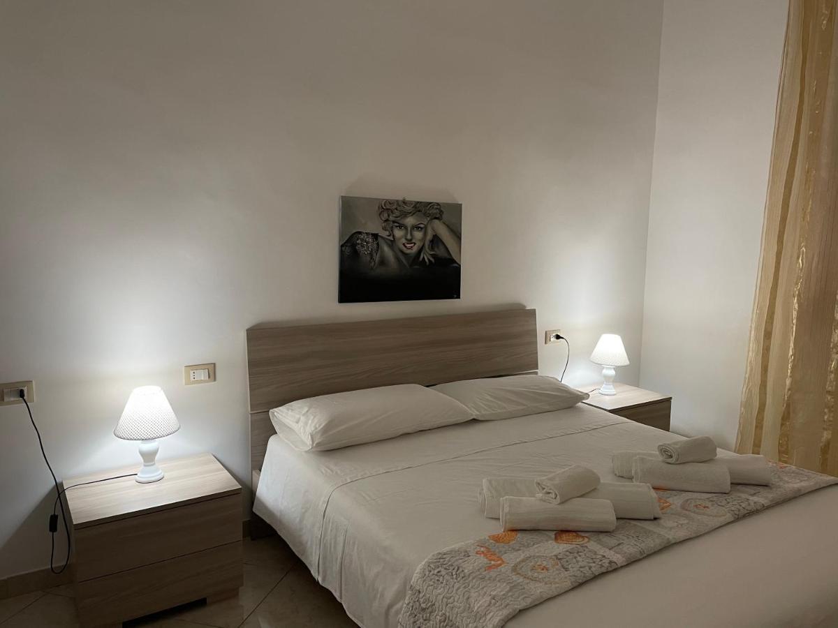 אבולה Casa Vacanze Sicily Home מראה חיצוני תמונה